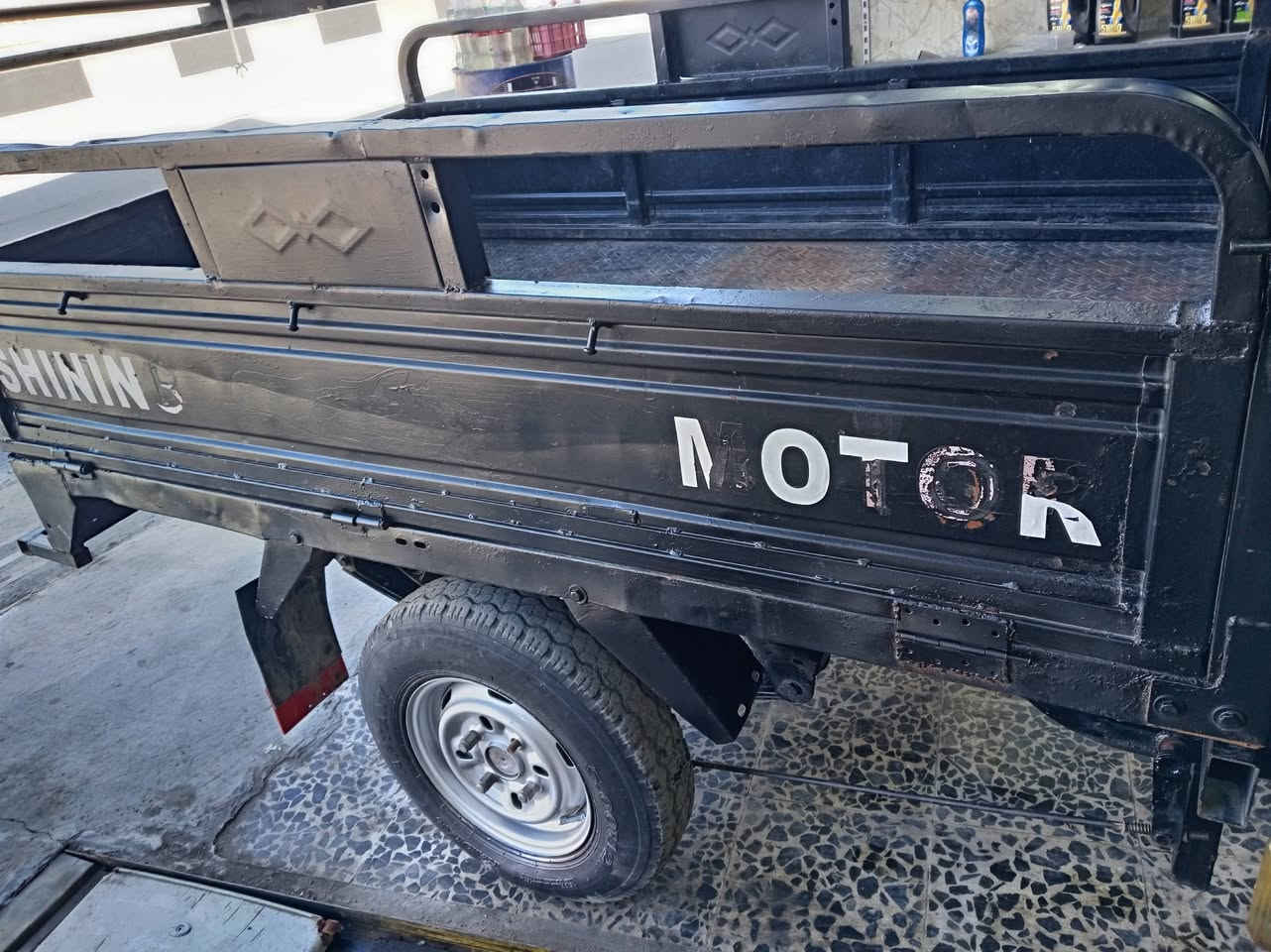 سلام عليكم عندي هاي ستوته للبيع موديل 2016محرك 24حيل صافي ركبه شرط كهربائيات كلها شغاله سلف بيهاشويه تصفيه الحيم بلبودي مبينات بصفحه اسعر 825مجالهاقليل ملاحظة مكاني كركوك الاتصال على الرقم ***********) *********** دأمن وافق
