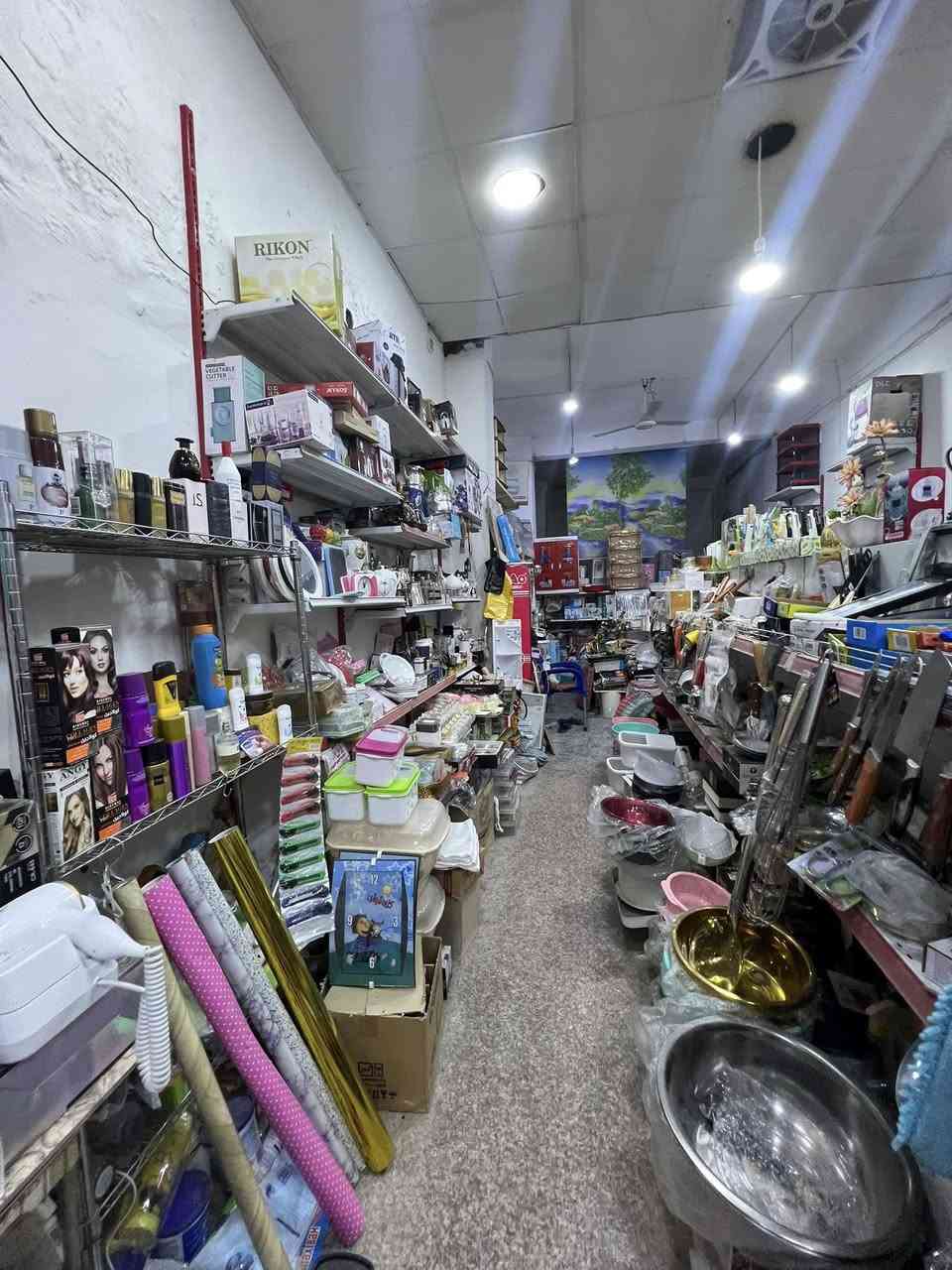 السلام عليكم تصفية محل
محل في البصرة الجبيلة شارع المصلحة اريد ابيع الغراض الي بي مواد منزلية وكهربائية درجة اولى طبعاً مكان المحل بسوق وعلى الشارع الغراض الي بي يسون 15 مليون نهايتة 12 مليون رقمي ***********
