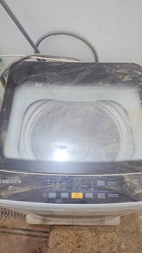 غسله اوتو نضيفه ١٠٠ بل ١٠٠ جديده ما مستعمله اي قطعه بيه  محتاج على بيع...