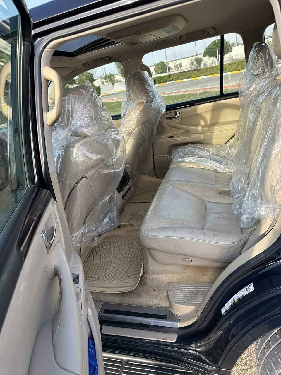 لگسس LX570 ناوزەدی خەلیجی قەپات مواسەفات بی سبوخ پشتوپیشی کرایتە ٢٠١٥لەجوانی نموونەیە سحر٣٢٨مەجال بەناوی خۆمە هەموو گیانی بە شەرتی فحس شوین هەولیر ***********
