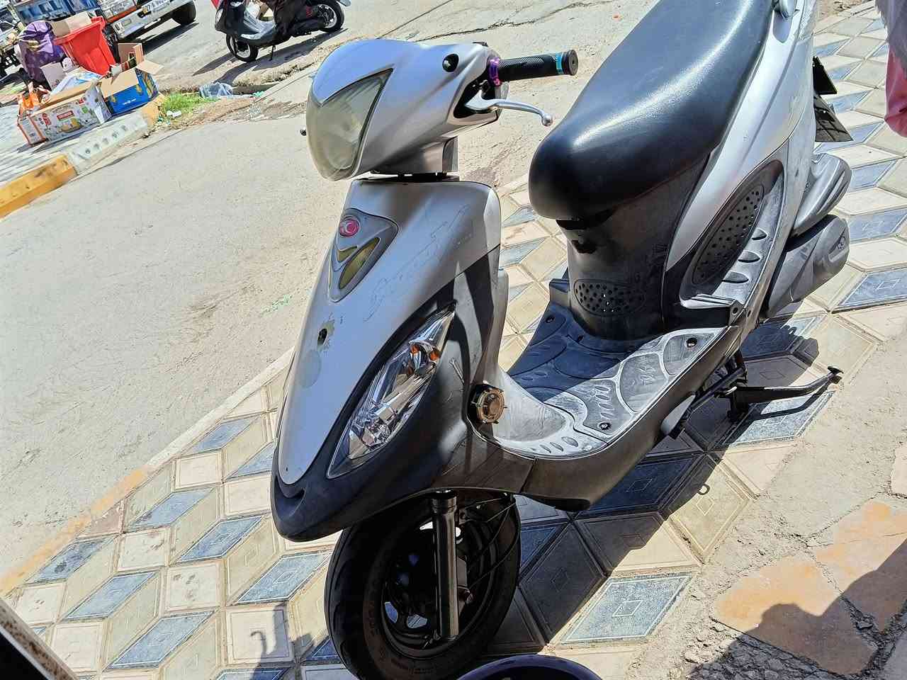 سلام عليكم كامكو 13 مكفوله كفاله عامه 750 بيهه مجال قليل تواصل وي صاحب رقم ***********
