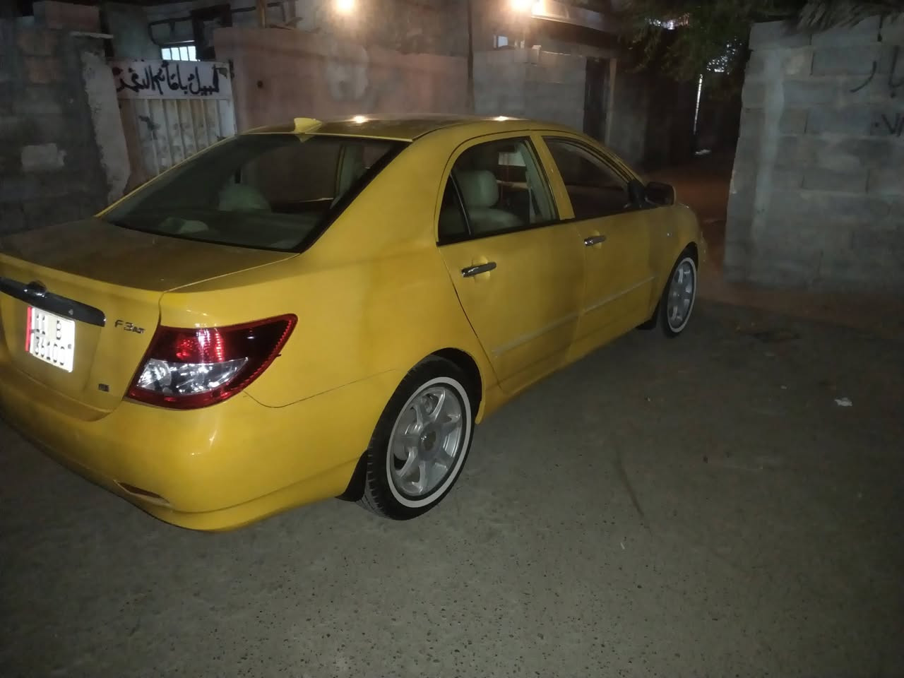 سياره بي واي دي  2011اف ثري رقم بغداد للبيع مكاني بغداد البياع مراسله وتساب *********** عله هذا الرقم. واذا عله الرصيد *********** السعر ٥٤ وبيها مجال بسيط
