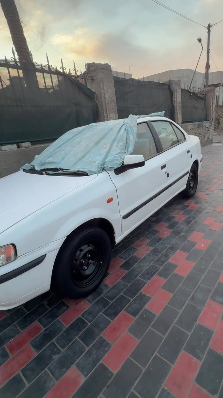 سلام وعليكم سمند ناطقه 2013 كير  محرك حدادايه خير من الله تدفه تبريد خير من الله شكد متكول عليها جديده خير من الله وشرط بيها ويلكب مال شركه مو هاذ الويل داخله نضيف وخارجه بعد انضف مثل مشوف بصوره سياره مال طلعه مو مال شغل ماشيه190 سعر48 وبيه مجال للشراي اتصال*********** بي واتساب مكان بغداد الكسره قرب الاعضميه
