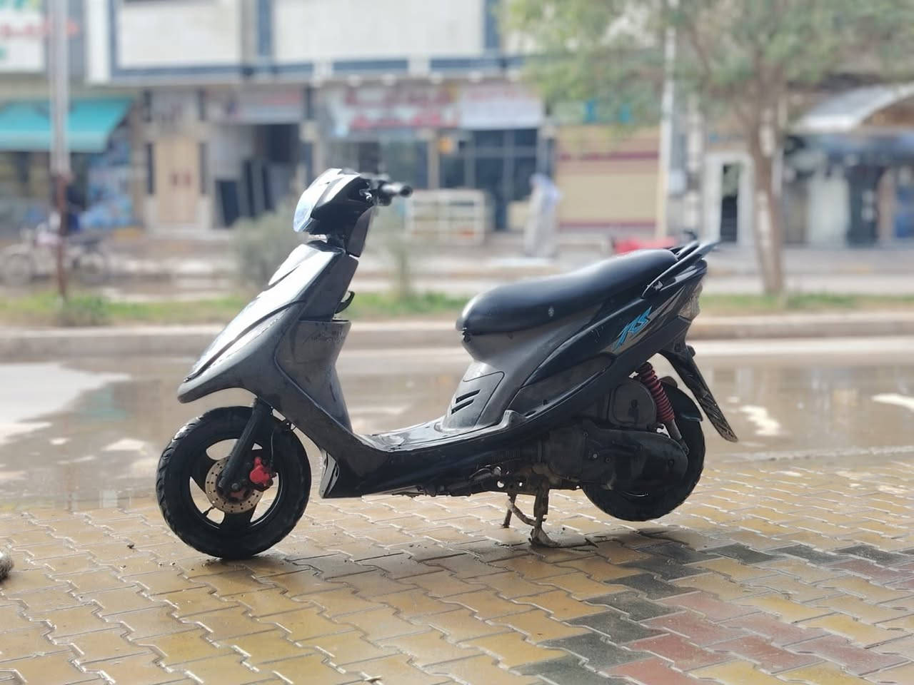 ماكس عدله  ناشفه 49 بلاد مامفتوح شرط الفحص
وصلها مال حاويه موجود قبل شهر طلعت دراجه شلعه ومعدل نشاط دراجه خير من الله تجي وتفحص سعرها ( 950 ) وبيها مجال قليل كلش للشراي ، مكاني قضاء عفك 
للتواصل الاتصال او المراسله على الرقم *********** المو شراي لايتعبني رجاءً 🤍 دراجه ختم واحد كلها
