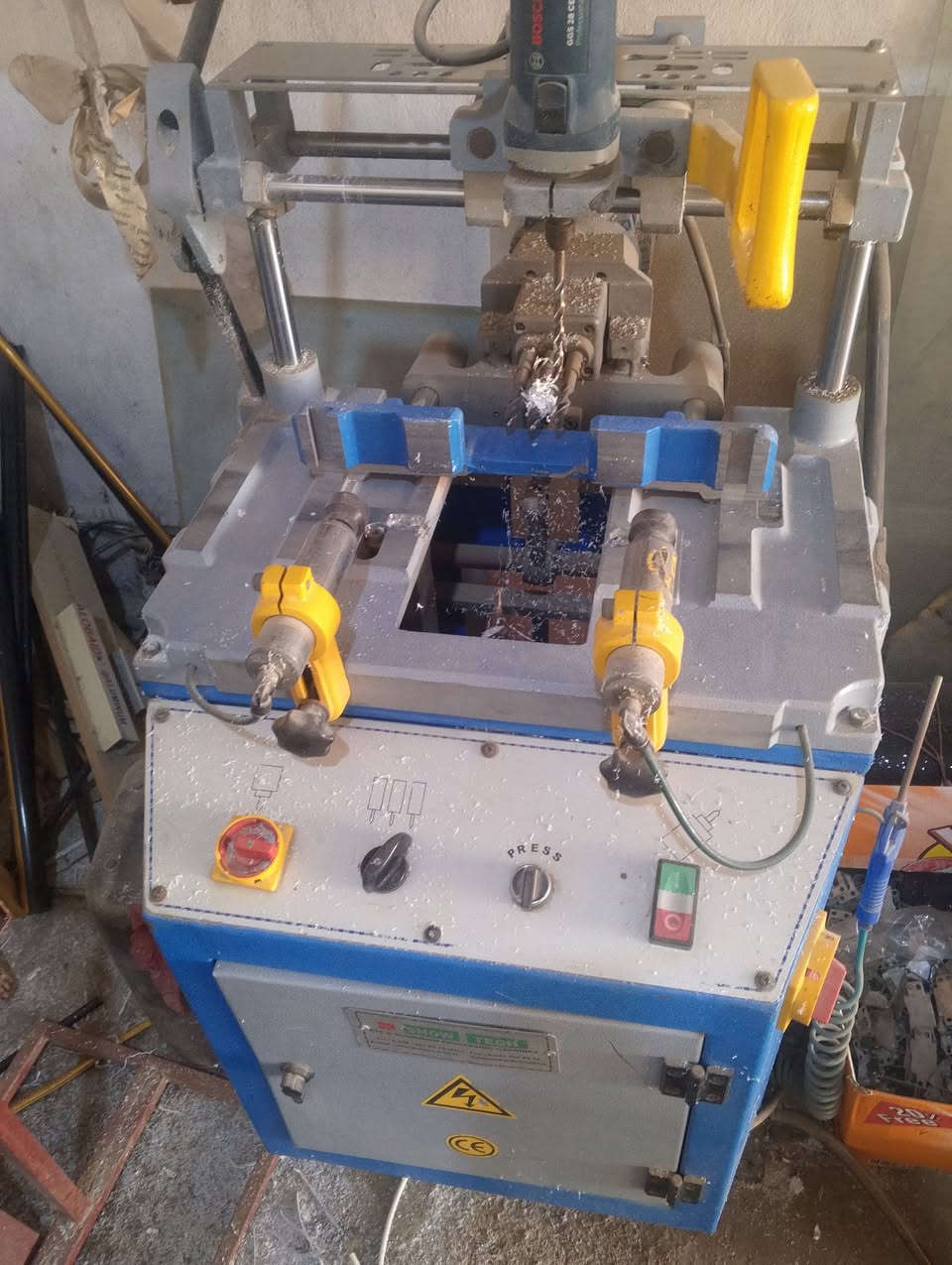 للبيع معمل pvc 
ثري فيز 
استفسار اتصال ***********
