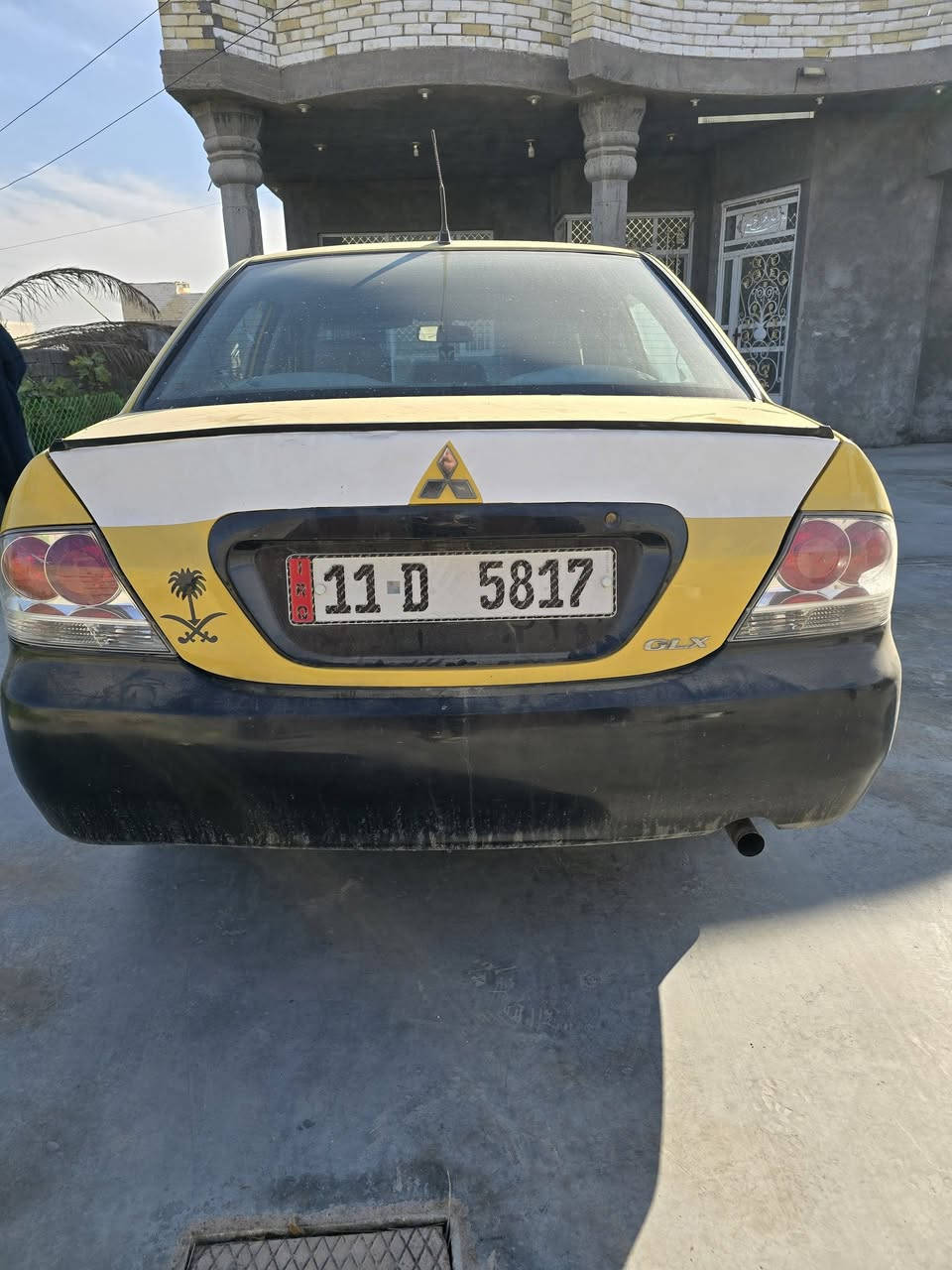 سلام عليكم سياره لانسر 2010 مكينه وكير وحدايه مكفولاات سياره بسمي تحويل مباشر السعر 70 وبيها مجال مكاني بغداد تقاطع النهروان الشراي يتصل رقم صاحب السياره ***********
