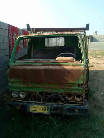 السلام عليكم
للبيع دانيه للبيع متروكه 
كيرها ومحركها مابيهن شي 
تحويل مباشر 
السعر ١٢ ورقه مكاني الرمادي ***********
