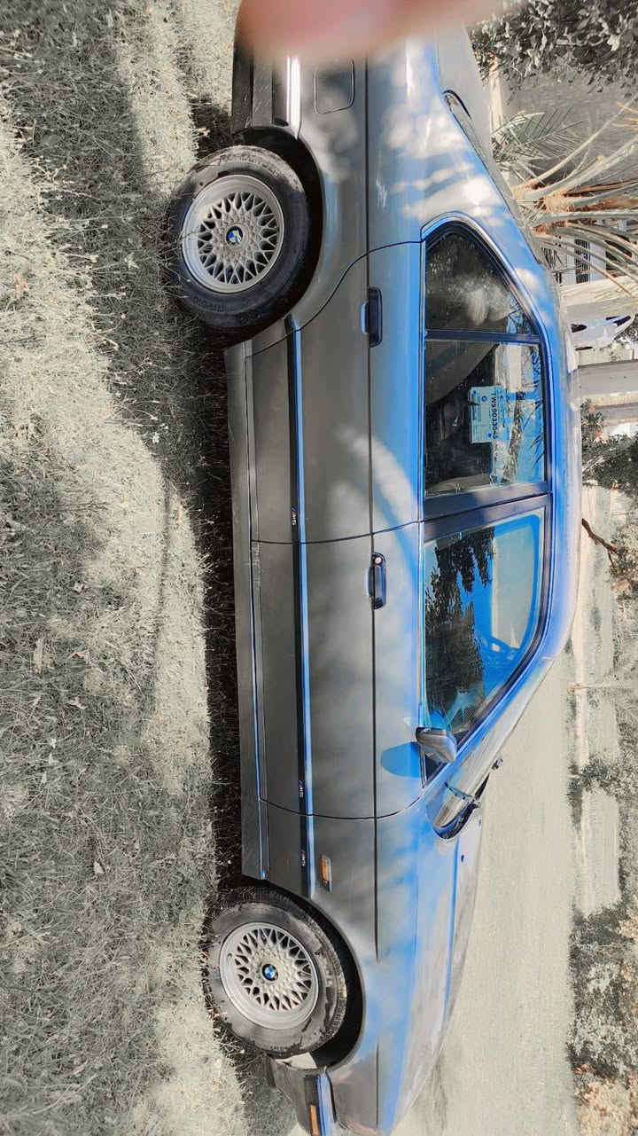 السلام عليكم.
BMW- موديل ٩١ صبغ جماليه فقط اي ضرر مابيه گير محرك تبريد جاهز من كل شي .
السعر 55-       المكان الاسحاقي
وباقي التفاصيل اتصل وتدلل
***********-
***********-
