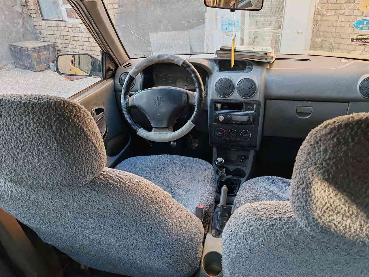 سلام عليكم سايبه للبيع 2015 نضيفه رقم بصره سنويه منتهيه ب 2021 تخم تاير قبل اسبوع شاده باتري جديد محرك وكير مكفولات شرط سعره 15 ورقه وبيه مجال حك الجيه ما متواجد عل فيس شراي اتصل 
***********
