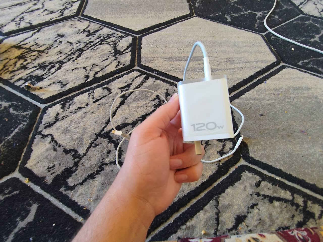 السلام عليكم
شاحنتين سعر الوحدة ٤٥ الف متوفر توصيل جميع المحافظات
1-شاحنة iqoo 120w اصلية مال جهاز دبل تايب سي
2_شاحنة اصلية مال ايباد برو دبل تايب سي ٢٠ واط


**إذا كنت صاحب هذا الإعلان وتريد حذفه لأي سبب، رجاءا أرسل رسالة إلى الدعم الفني**