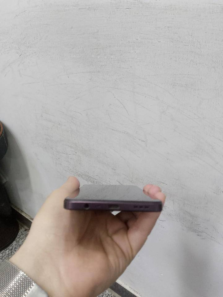 السلام عليكم
جهاز oppo A3x جهاز نظافه 99%
ذاكرة 128 عشوائيه 8
معالج سناب دراكون 
بطاريه 5100 جهاز بلادي مابدل بي شي 
سعر 149 وبي مجال حك جيه 
بغداد ***********
