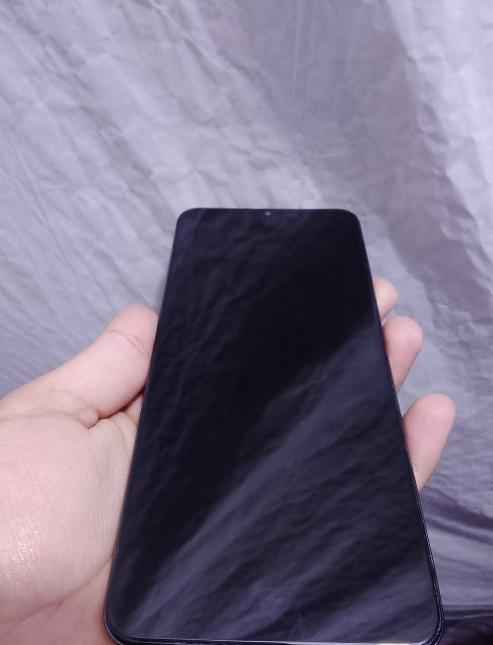 السلام عليكم للبيع جهاز 
( realme note 60x ) موصفاته : - 
الذاكرة 64 والرام العشوائية 8 غيغا 
 باقي موصفاته  هي : -
🔋 بطارية 5000mAh تدوم طويل
📱 شاشة كبيرة 6.74 إنش + 90Hz (سلسة) �
⚡ معالج Unisoc T612 مناسب للألعاب الخفيفة والاستخدام اليومي
ويعتبر من افضل هواتف الفئة الاقتصادية 
الموبايل مبدل شاشة جديدة شىخط مابيه صلحته قبل اسبوع
بيه كسر صغير بالظهر حطلة كفر وما يبين 
والموبايلات صاعدة هاي الايام بسبب الضرايب 
يعني الموبايل الي جان ب100 صار 150 الف
وسعر هاذا الجهاز هو
95 الف دينار وبيه مجال للشراي صدك ويدلل علية


**إذا كنت صاحب هذا الإعلان وتريد حذفه لأي سبب، رجاءا أرسل رسالة إلى الدعم الفني**