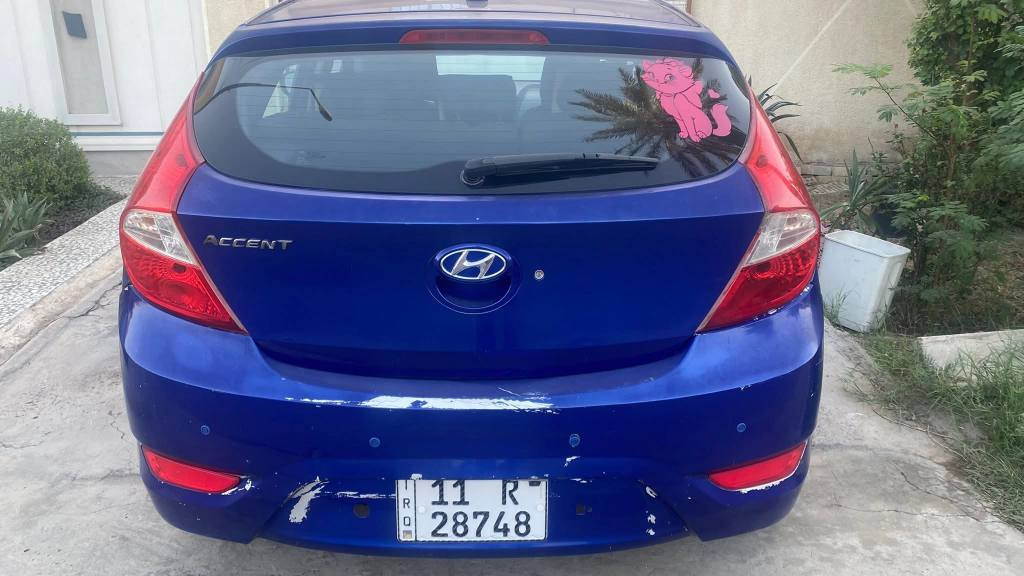 اكسنت هاج باك موديل 12 وارد امريكي حادثهه قبغ جنطة وربع جامرلغ  محرك 1600 GDI  بحالة ممتازة الكير والحدادية بحالة ممتازة  ماشية 80 الف ميل تدفئة وتبريد شغال كامرة وشاشة وحساسات خلفية الكشر بي طخات وشخوط والصبغ مگشر بعض الاماكن واضحة بالصور السيارة باسمي وسنوية ورقم جديد السعر المطلوب 80 $ ورقة وبيهه مجال مكانها بغداد اليرموك قرب محطة وقود اليرموك  
التواصل *********** ( سونار ما بيهه ) بغداد, العراق
