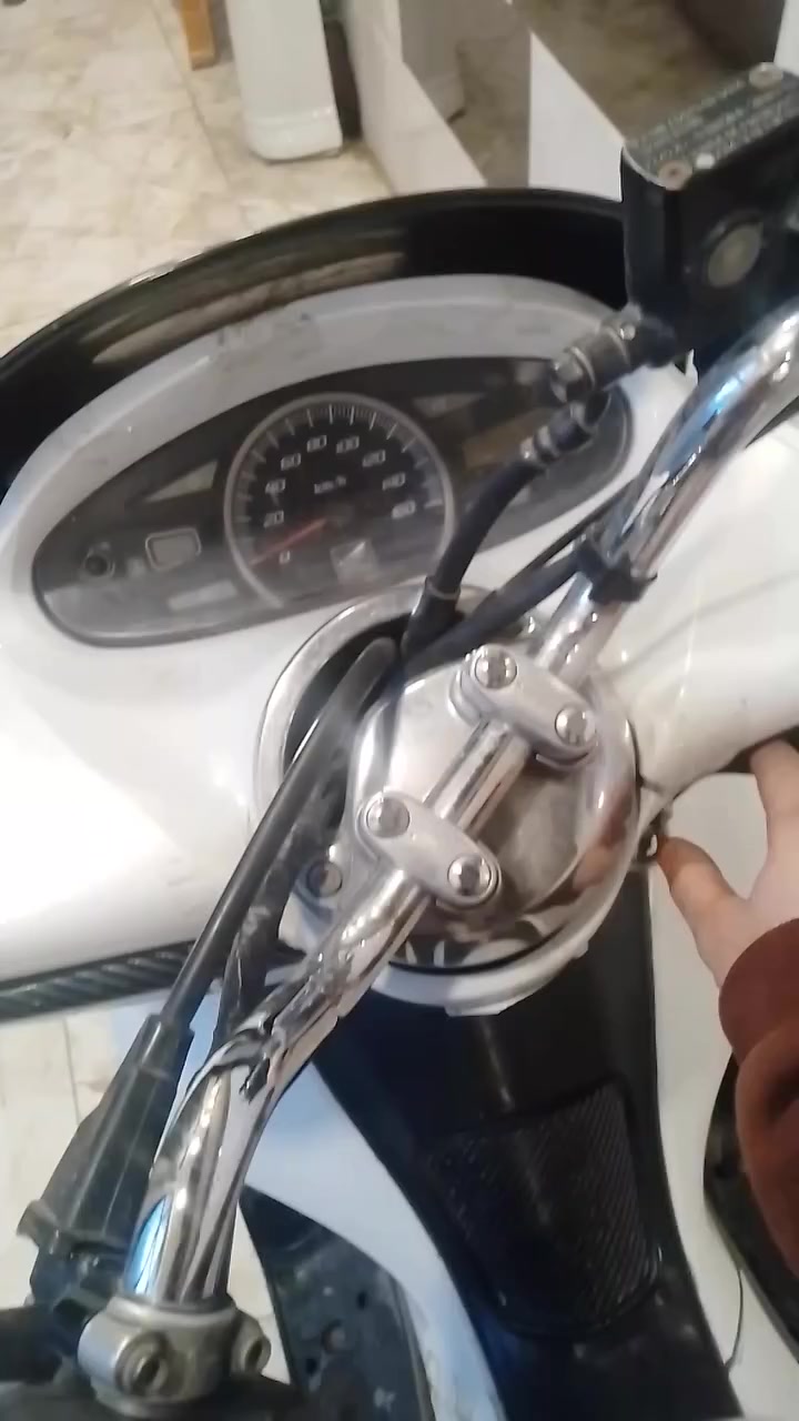 سلام عليكم دراجه بي سي اكس جيل اول ياباني محرك 125 ممفتوح نكره سلف السعر 950 بيها مجال او امراوس ايفون 14 بر ماكس  المكاني الحريه ***********
