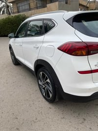 توكسان خليجي موديل ٢٠١٩ ماشيه ٩٣الف مكينه ٢٠٠٠ دوش مواصفات لدات بصمة ا...