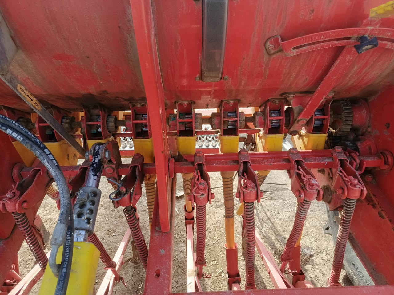 شاتوله للبيع مكفوله حجم 24
نوعها شكلك جديده ع ايدي صبانه ماممدود عليها 
رقم الهاتف ‏‪***********‬‏
غير متواجد ع الخاص
