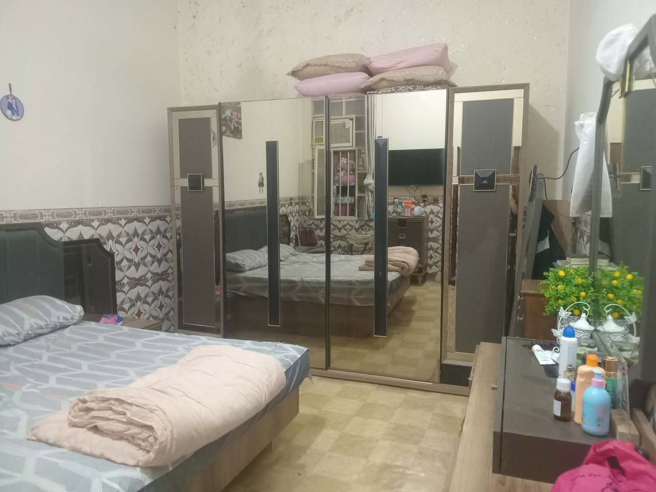 غرفه تركيه ٨قطع نضيفه بيهه ضرر جامه مثلومه من جوه السعر ٥٥٠ بيها مجال مكانً بغداد ابو غريب


**إذا كنت صاحب هذا الإعلان وتريد حذفه لأي سبب، رجاءا أرسل رسالة إلى الدعم الفني**