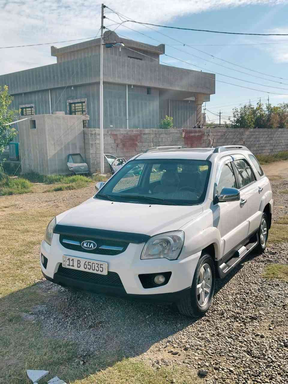 سلام عليكم للبيع سبورتج 2009 سياره جديده تخم تاير مكفوله بيه سونار بل صور مكان سياره بغداد ابو غريب السعر 125 بيه مجال لاستفسار*********** أثير *********** كورك
