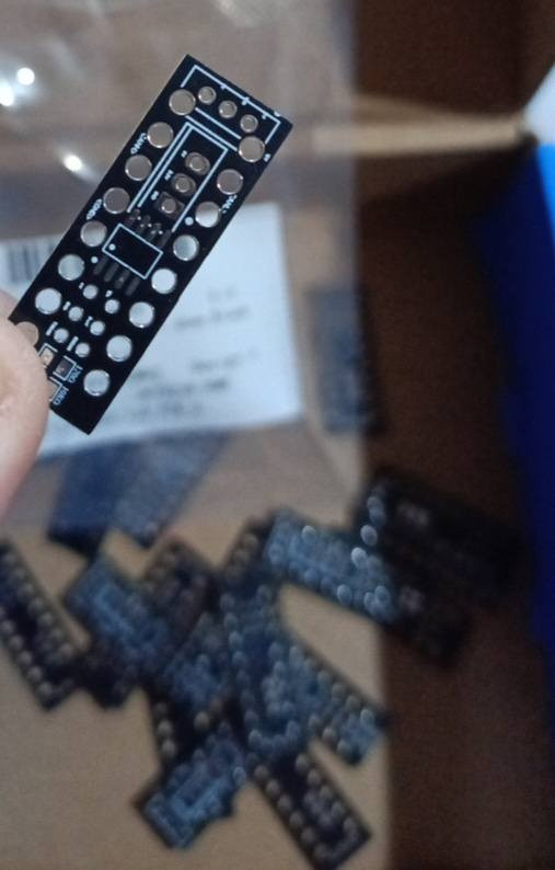 متوفر 20 قطعة انطي حقهم وبلعافية
يوجد توصيل الى جميع محافظات العراق


**إذا كنت صاحب هذا الإعلان وتريد حذفه لأي سبب، رجاءا أرسل رسالة إلى الدعم الفني**