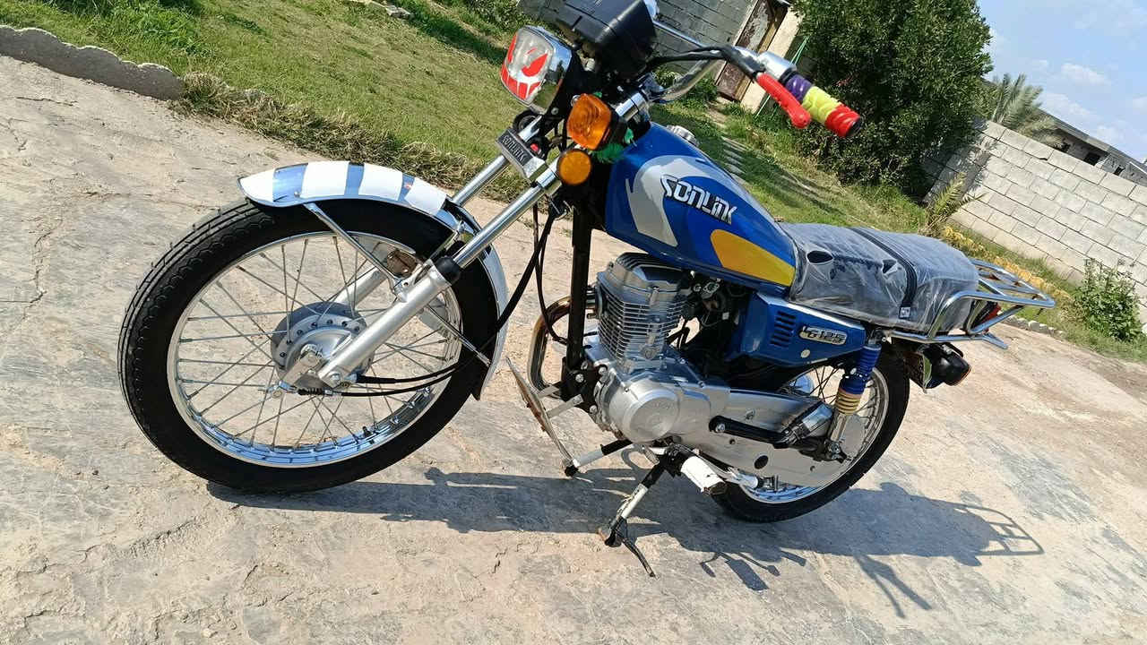 حلويات السلام عليكم نامه 2025
نضيفه كلش مكفوله كفاله عامه من تاير لتاير  مكان واسط الصويره للاستفسار اتصل ***********
