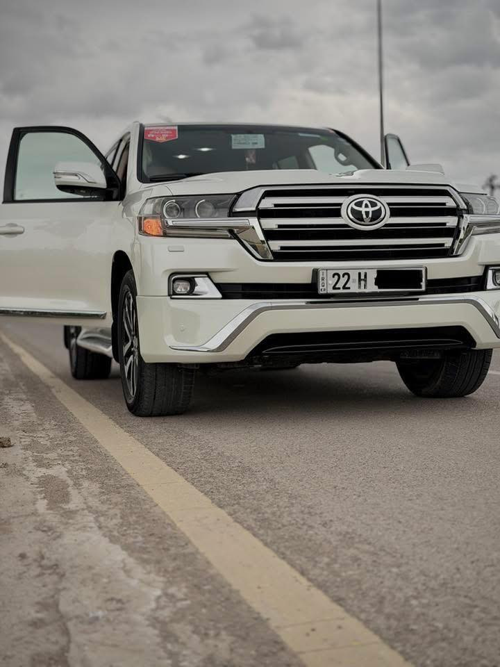 تويوتا لاندكروز  2018
مواصفات GXR اخت زيرو بل باکیت

📍السعر 510$ وبيها مجال
محرك V8  (5.7)
‎ماشيه. 92,000 الف كيلو
‎ سياره  فول موصفات وايت ادشن اصلي📌
‎سياره مكفولة.  
‎محرك كير بشرط مامفتوح
‎سنويه كلشي جديد 
‎فول فول المواصفات  
‎ 5 بصمه + مانع الانزلاق +كشن جلد + كاميرات
‎  شاشات ايباد بيلادي + 3 شاشات
‎ثلاجه + زينون +الفتحه 
‎+هواء مزدوج + نظام ايكو سبورت +
‎  کشنات  كهرباء _ ٣ دگم 
السيارة كاملة مكملة مناقصها اي شي

‎مكان السيارة : موصل قضاء الحمدانية
 للاستفسار او الاتصال 
***********
