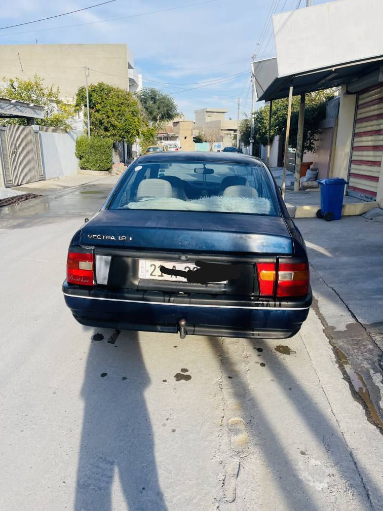 ئۆبل فکترە مودیل 1991
بشرط كیر و محرك 
حجم محرك 18
سیارە شیعر 
سیارە بسمی شرط 
تحویل و غرامات 
سیارة رقم سلیمانی المانی 
رەقم و سنە وی جدید 
سعر 40 بیە مجال
مکان سیارە کرکوک
***********
‏*********** كركوك, العراق
