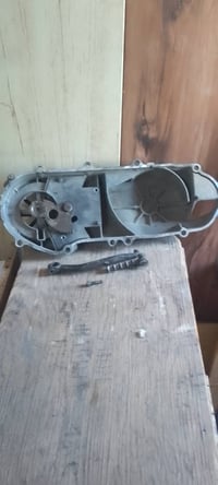 قبق هندر كامل بس السبرنك طاك مال سنكس نضيف جدا السعر 25الف الاتصال 077...
