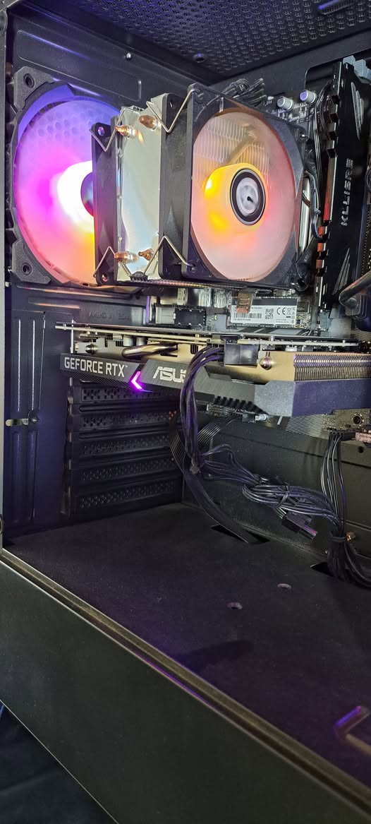 كيس تجميعه للالعاب كوراي 5 جيل 12

المعالج  intel core i5-12400f

التبريد هوائي   ag 400

الرام-  3200 kllisre : DDR4  16*1 GB

المذربورد   gigabyte h610m k ddr4

الهاردات ssd m.2 512 laxer

كرت الشاشة  asus rtx 3050 8gb

البور سبلاي fsp hydro k pro 600w

كيس  xfactor  case 4 fan

كراتين القطع موجودة

سعر الكيس 600 الف رقمي ***********

بغداد شارع الصناعه لايوجد توصيل
