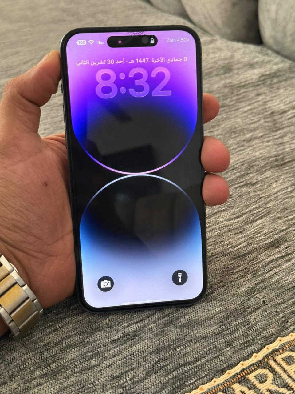 ايفون 14pro max بطارية 86 ذاكرة 128الجهاز مامفتوح بس بيه فطر بل كلاس مال شاشه مثل ماموضح بل صور 
السعر 750


**إذا كنت صاحب هذا الإعلان وتريد حذفه لأي سبب، رجاءا أرسل رسالة إلى الدعم الفني**