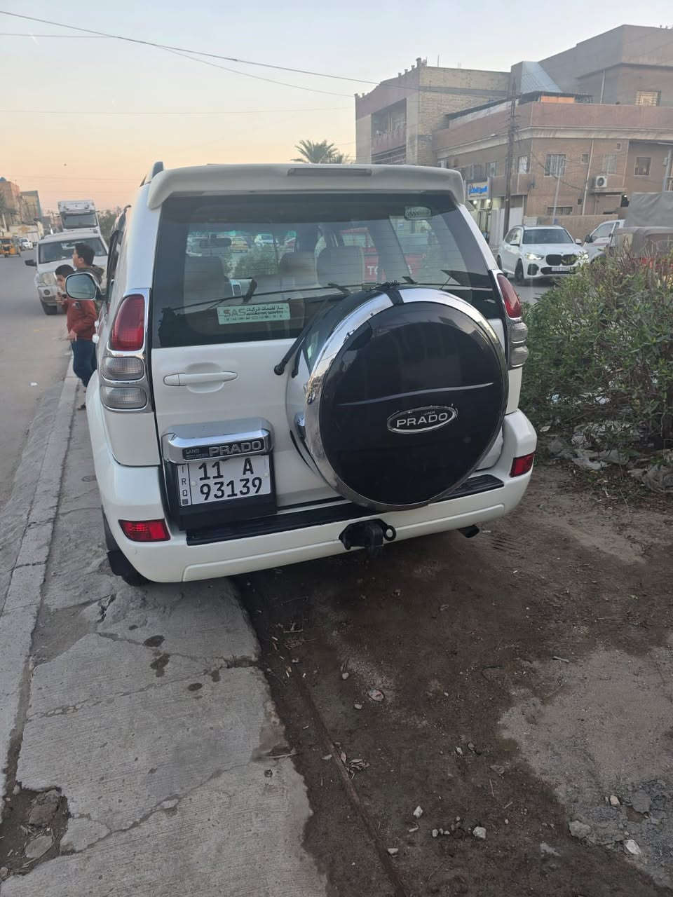 برادو ٢٠٠٩ ستة اسلندر السيارة مكفولة من البارد و الضربة و الصبغ المكينة و الكير مكفولات بعدهن على وضع الشركة و تخم تاير جديد و رقمها بغداد بسمي تحويل ثاني يوم للاستفسار ***********
