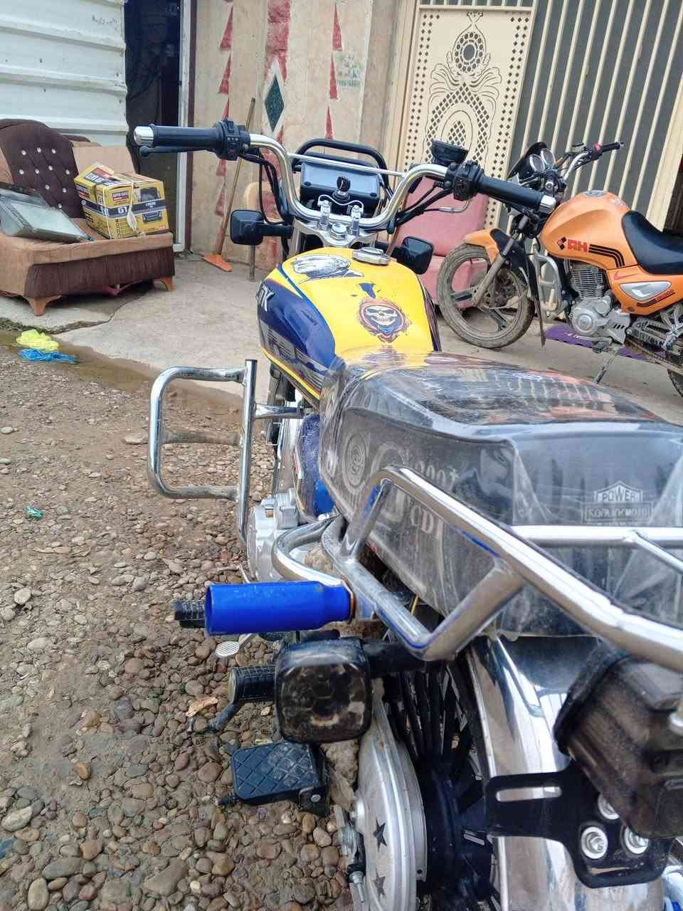 السلام عليكم موطور سيفان للبيع موديل 25 السعر 800 قفل التواصل ***********
