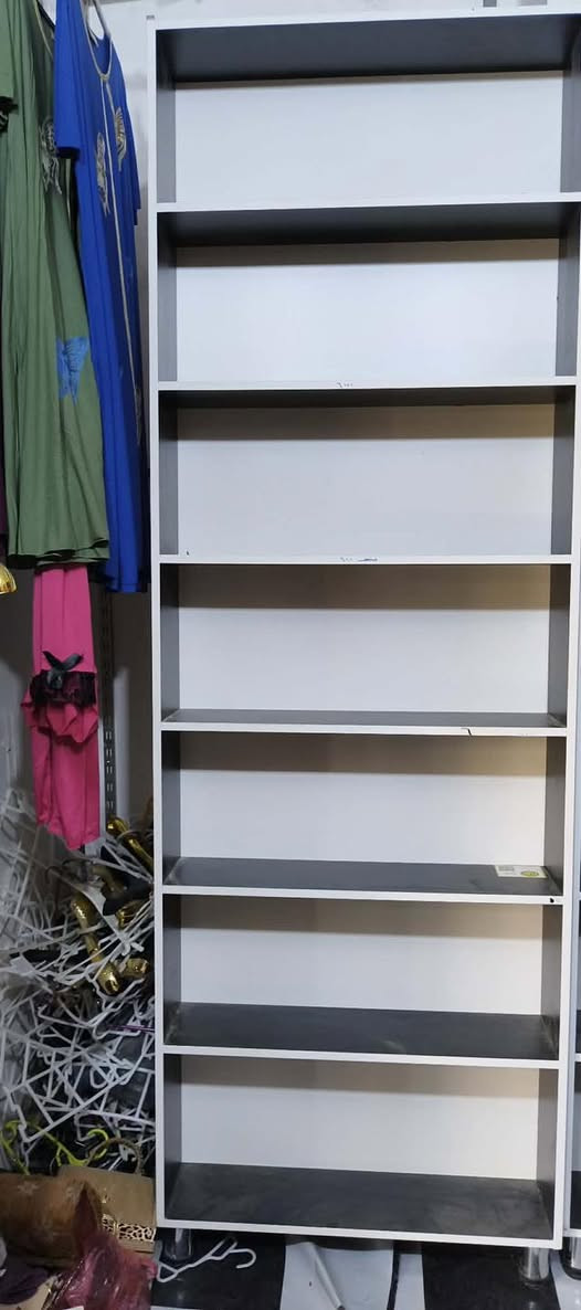 سلام عليكم
رفوف اللبيع العدد 2 
سعر 180 وبيهن مجال


**إذا كنت صاحب هذا الإعلان وتريد حذفه لأي سبب، رجاءا أرسل رسالة إلى الدعم الفني**