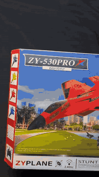 طائرة من الفلين المتين عالي الجودة مما يجعلها غير قابلة للكسر عند الاس...