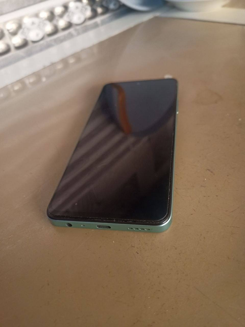 سلامعليكم جهاز ريلمي c55 265ذكرة نضافه فول وياه شاحنة وكارتونه رقمي ***********
