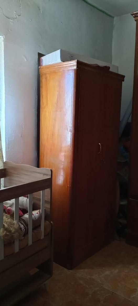 سلام عليكم عندي غرفه نضيفه الله شاهد اريدهه 550وبيهه مجال بسيط عنواني بغداد شعب ***********
