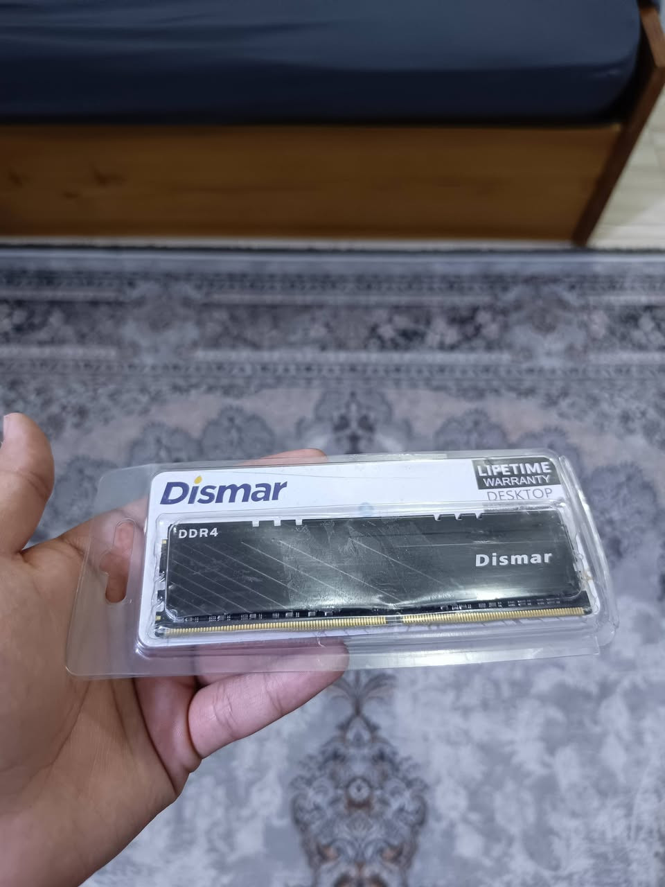 EAGET 4TB GEN 4 سرعه 7400
السعر 425 

Dismar 16GB 3200hz 
السعر 80 

Asgard RGB (8×2) 3200hz 
السعر 90 

KODAK 1TB 
السعر 75 

Kllsre 16GB server 2400hz
متوفر 3 قطع سعر القطعه 60 

JUHOR (16×2) 2666hz 
سعر القطعه الواحده 75


**إذا كنت صاحب هذا الإعلان وتريد حذفه لأي سبب، رجاءا أرسل رسالة إلى الدعم الفني**