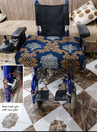 كرسي كهربائي للبيع صناعه تركي مستعمل نضيف حيل مع شاحنه نقصه بس بطاريات...