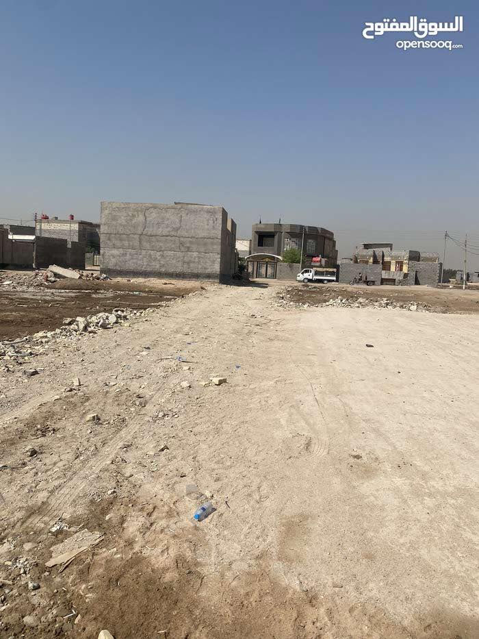 السلام عليكم بيت هيكل 200متر واجهيه 20 ونزال 10في الصالحيه شارع الرسول طابو زراعي توزيع السكان وهاذ رقم صاحب الدار ***********
