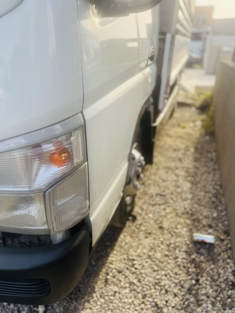 كنتر البيع موديل 2017مكفول كفاله عامه تخم تايرات 17.5برجستون ياباني تخم تايرات جديد تخم جلال حداد سيارا ماشي 300محرك كير اكسل شاسي سبخ كله شرت سنوي 2030هزا فحس كل جديد عنوان شيخان معرز هاولاتي ***********
***********
***********سعر 230مجال بسيط
