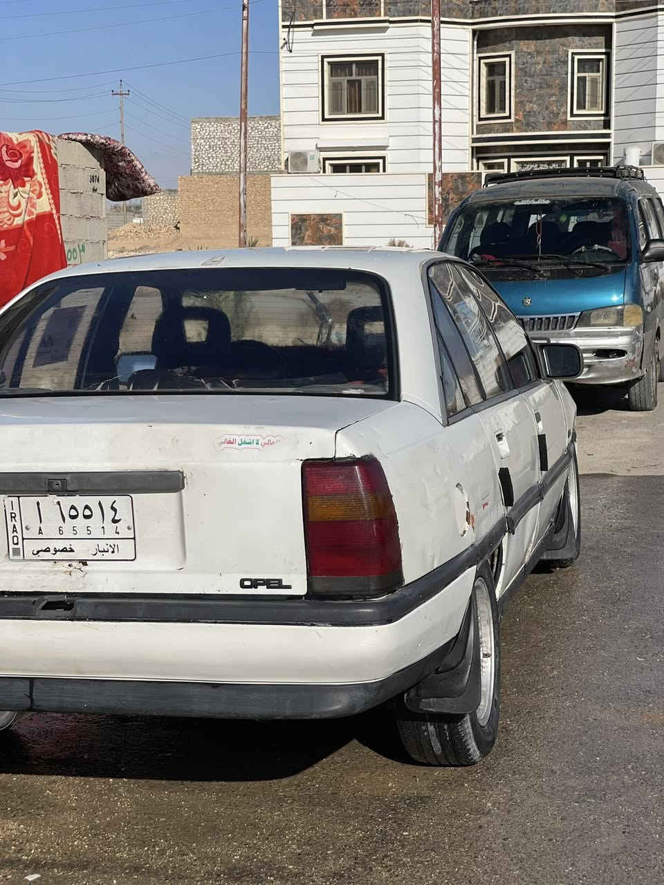 للبيع أوبل اوميكا
كير محرك اكسل صدر امامي خلفي شرط تواير تخم 
كهربائيات كامله يعوزها فقط باتري ميشغل الصبح 
بأسم شخص من القائم تحويل 
السياره بلاديه بدون صبغ والباقي ينشاف بلعين 
***********واتساب فقط
المكان (قضاء عنه )
السعر 35 وبيها مجال تعال ودلل ♥️
