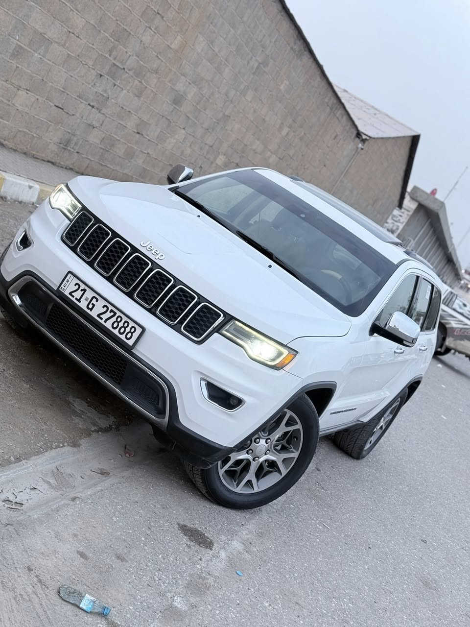 جيب لمتدد 2017 فول مواصفات كلين تايتل بي ثلالث مكانات صغيره كارت سياره ماشيه 83 مايل . مابي دينار مصرف سياره لوك ماشاء الله . مكانها كركوك 
255 ورقه 
***********
