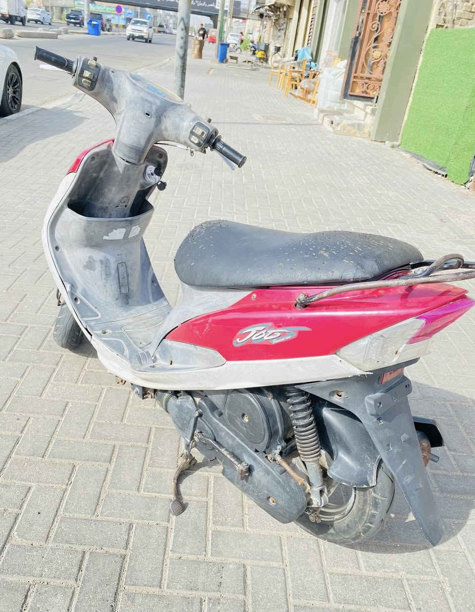 ماكس قجمه ما مفتوحه دراجه  سلف هندر كهربايات كله شغاله عينه لاياتات سكنات سعر 650
العنوان حي المهندسين رقمي ***********
