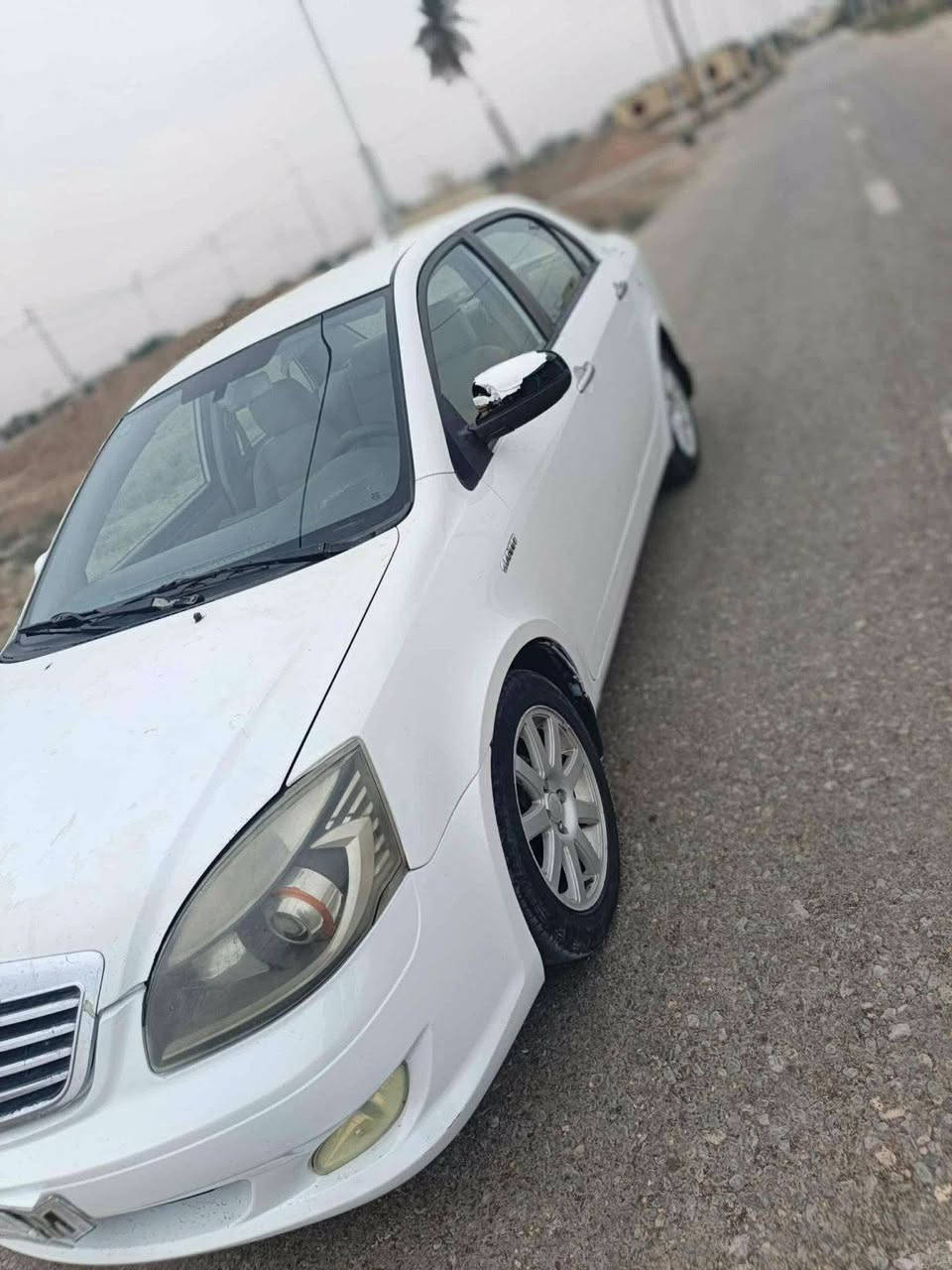 السلام عليكم ورحمه الله جيلي موبل رقمه بغداد موديل 12 كفاله من الصبغ والضربه بيهه داير صبغ فقط السياره جاهز اللخير مال جناي حداديه حلوه كير بل كارتون محرك 1800بلاد كير عادي المحرك بيه بخار قليل تحويل ثاني يوم السعر 43. $$رقم الهاتف*********** مكاني البصرة حي بغداد علمن اني مكلف بل نشر البصرة, العراق
