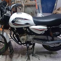 للبيع بوكسر 2022 مو مرقمة اوراقها اصولية كاملة مطلوب مليون ومية0776612...