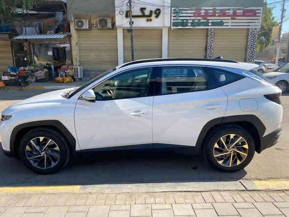 السلام علیکم
توسان 2024 خليجي مكفوله 

ماشيه 42

سیاره كلش حلو ونضيفه نضافه 100%

مواصفات الخليجي الفول 1/1 عده البانوراما

رقم دهوك الجديد ( الدولي)

مواصفات:

تشغيل عن بعد

حساسات امامي خلفي

مري شفط

كشنات كهربائیه

کامره خلفيه

بردات خلفيه بلادي

تبريد قطعتين

3 انظمة قياده

تحكمات ستيرن

شاحن موبايل واير ليس

لایت زون متحرك مع الستيرن

سايد بريك دكمه

شاشه دجتل

نظام مانع تزحلق

بصمات عدد 2

مانع ضباب 
 

الاستفسار ***********+واتساب
