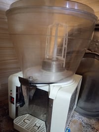 براد لبن وعصائر للبيع  07718199865