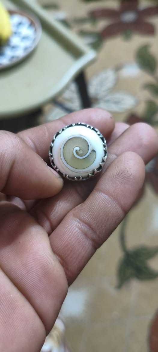 عطف بحري ملكط + خرزه نوع جزع
فضه عيار 925 
قيم وتشلع عيوني
خاص متواجد


**إذا كنت صاحب هذا الإعلان وتريد حذفه لأي سبب، رجاءا أرسل رسالة إلى الدعم الفني**