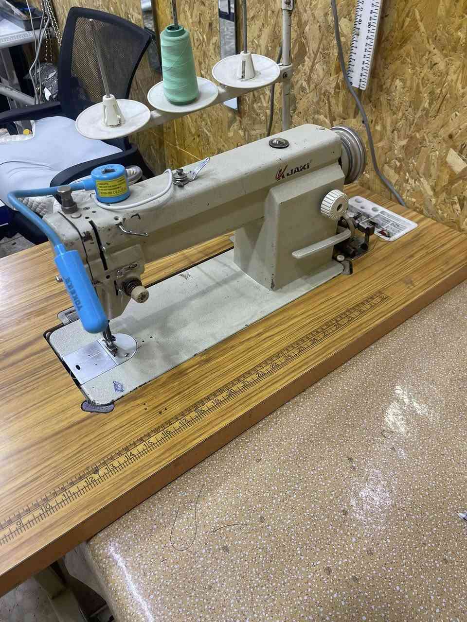 مكينه صناعي شغاله تخيط كل انواع الاقمشه السعر على رقم الوتساب ***********
