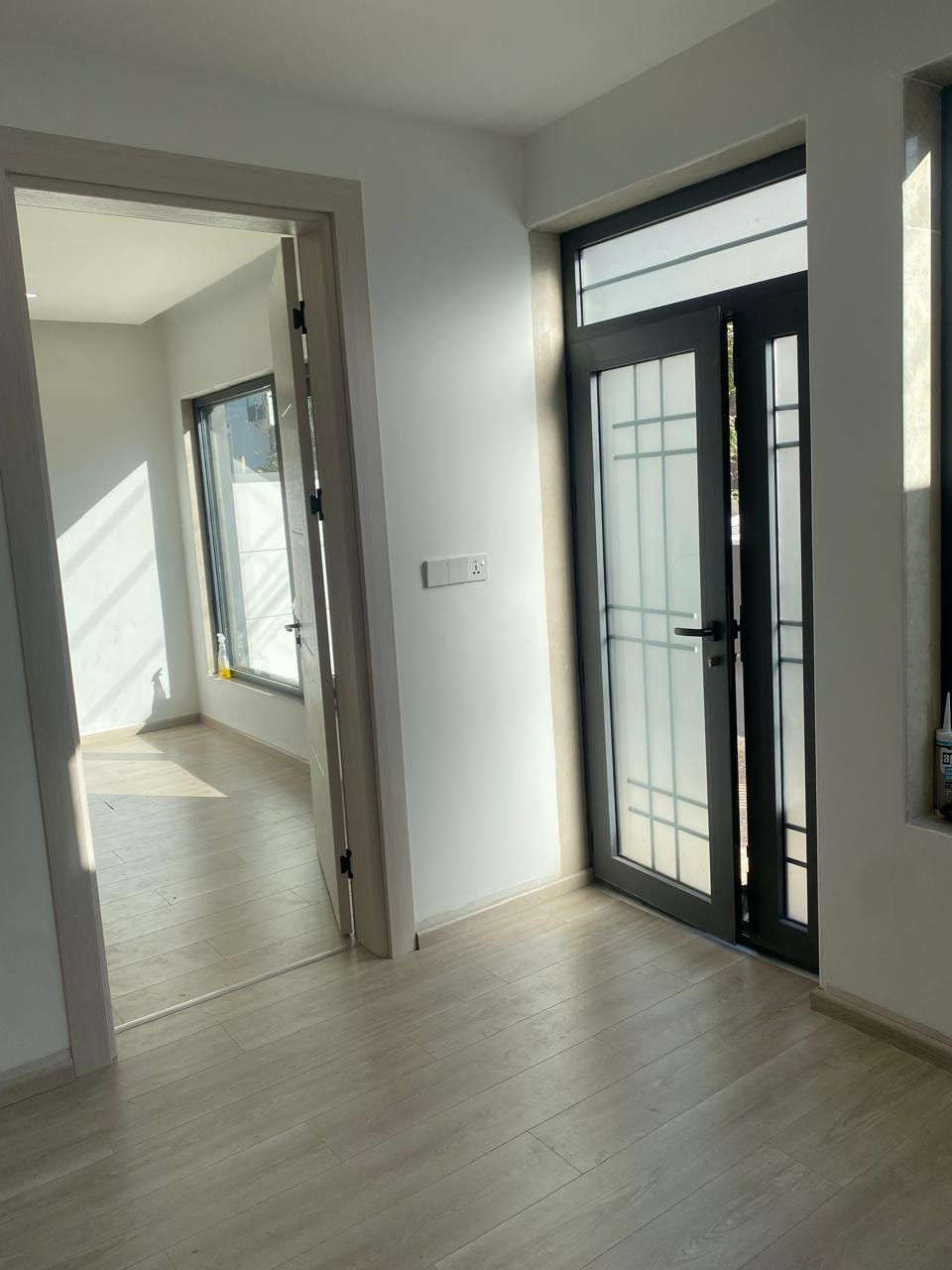 خانو بۆ فرۆشتن لە دارۆغا...بە نرخی  زۆر گونجاو
٭ڕووبەر 150م
٭کۆڵانی 12م 
٭ڕووی قیبلەیە
*بیری تێدایە

٭پێكهاتووە لە:
میوان،هۆڵ،مەتبەخ،مساعید،2نوستن،موشتەمەلات.

📲بۆ زانیاری زیاتر لایکی پەیجەکە بکەو ژمارە(1)لە کۆمێنت دابگرە  

0776 1524852
0750 1730479
   _________________________________________
♦ : ئێوەی بەڕێزیش گەر موڵکتان هەیە دەتانەوێ بیفرۆشن 
ئەوا دەتوانن تەواوی زانیاریەکان بنێرن بۆمان
بێ بەرامبەر ڕیکلامیان بۆ دەکەین .

💯لەگەڵ ئێمە دڵنیابە لە کڕین و فرۆشتنی دروست

▪️: ناونیشانی تەواوی موڵکەکەت
▪️:چەن وێنەیەکی موڵکەکەت ئەگەرهەبوو
▪️:نرخی موڵکەکەت 

📩بە نامە بینێرن بە ڤایبەر یان واتساب
***********
