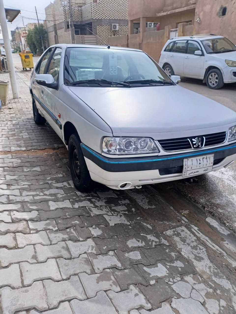 بيجو 405 رقم نجف موديل 12  محدثه 16 سياره مكفوله لا صبغ ولا تبديل فقط بارد بل دور الجاملغ الخلفي تبريد شغال مكينه وكير وحداديه خير من الله تخم تاير 
السعر 43 وبيه مجال 
لاستفسار ***********
